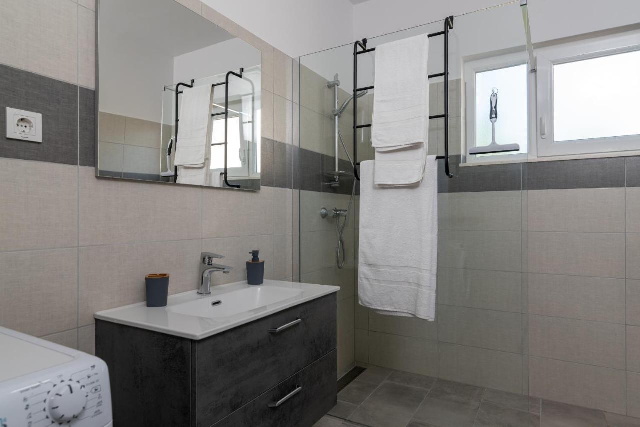 Apartmani Ante & Sime Trogir Exterior foto