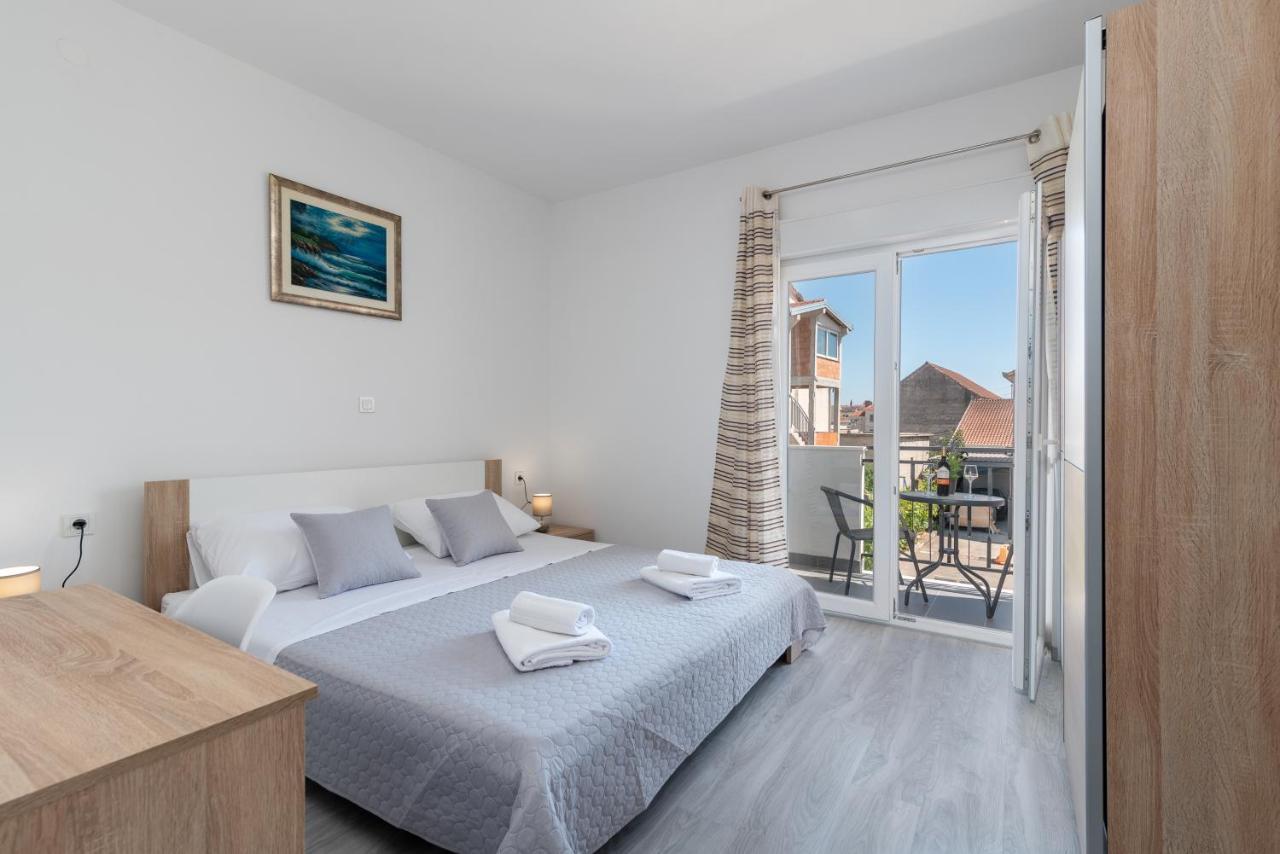 Apartmani Ante & Sime Trogir Exterior foto