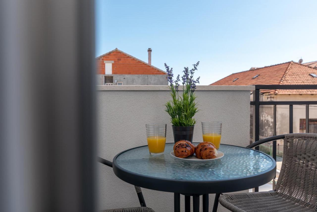 Apartmani Ante & Sime Trogir Exterior foto