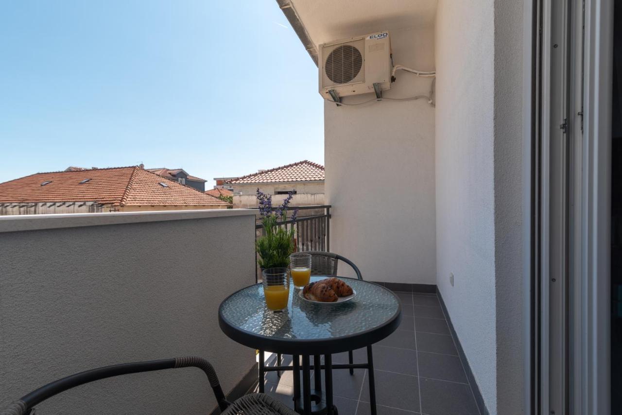 Apartmani Ante & Sime Trogir Exterior foto