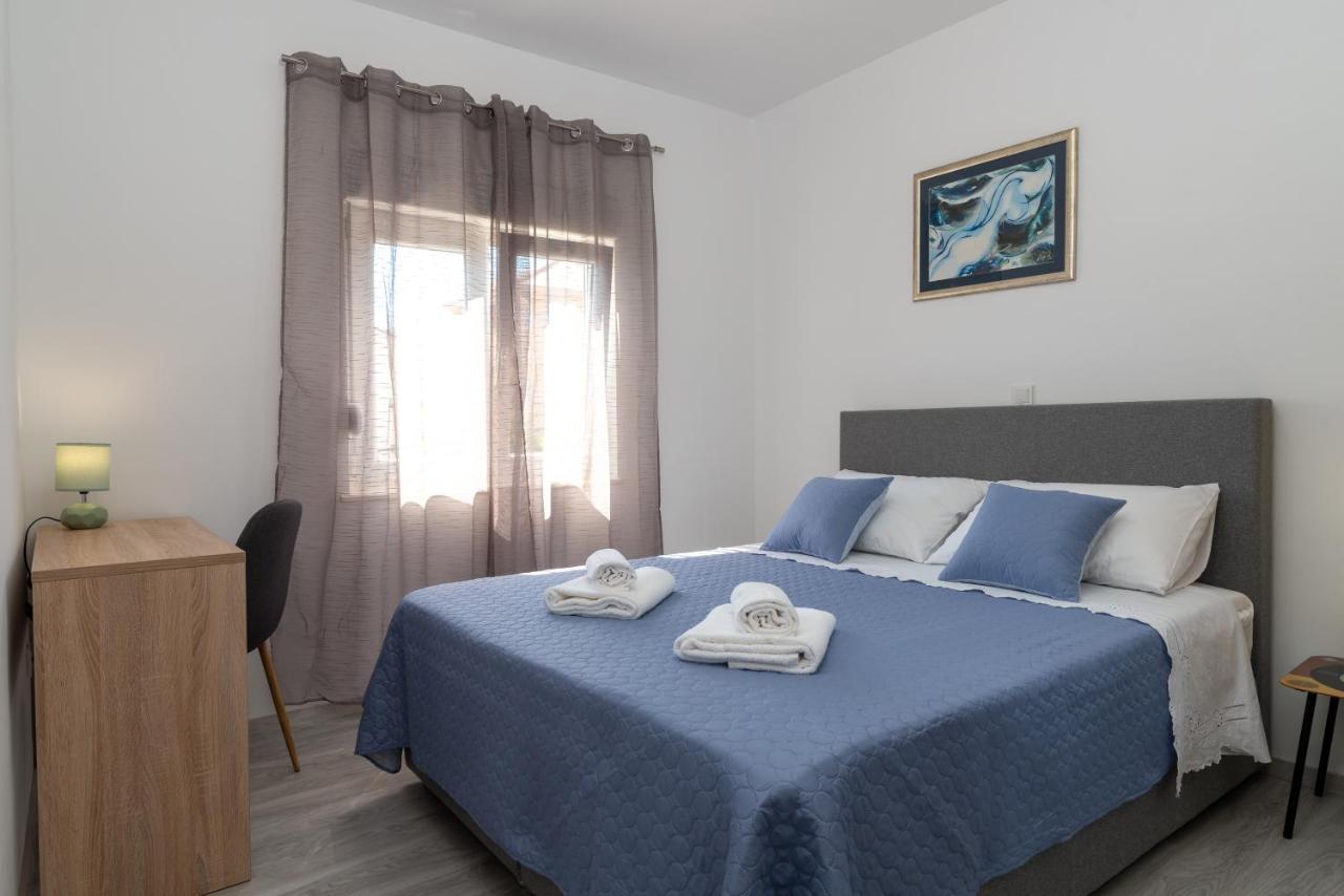 Apartmani Ante & Sime Trogir Exterior foto